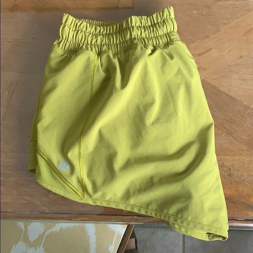 Lululemon Hottie Hot Shorts Golden Lime
